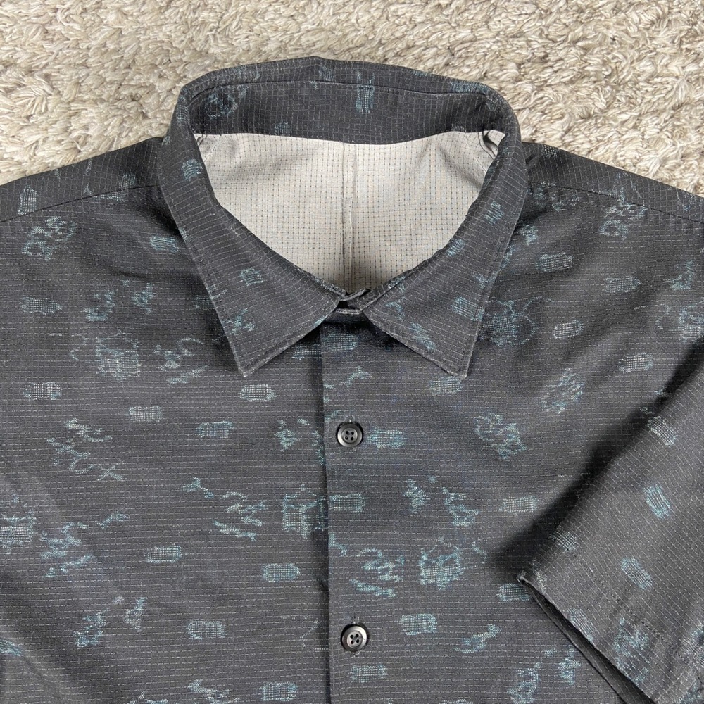 Lululemon Airing Easy Short Sleeve Shirt Mens Medium Black Grid Tech Performance